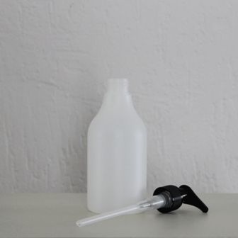 HDPE fles transparant 250 ml met pomp zwart